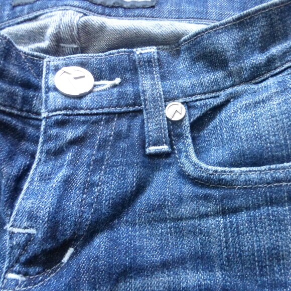ROCK & REPUBLIC "Berlin" skinny leg dark wash jeans - Picture 11 of 15
